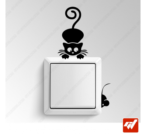 Sticker - chat qui chasse une souris